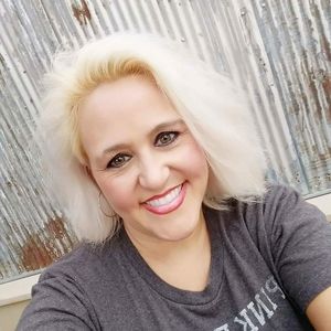 Meet your Posher, Janett